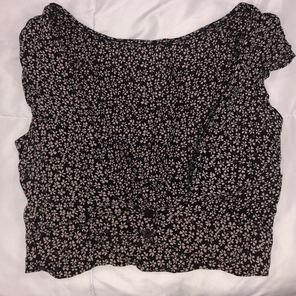 Brandy Melville low back crop top - Picture 2 of 5